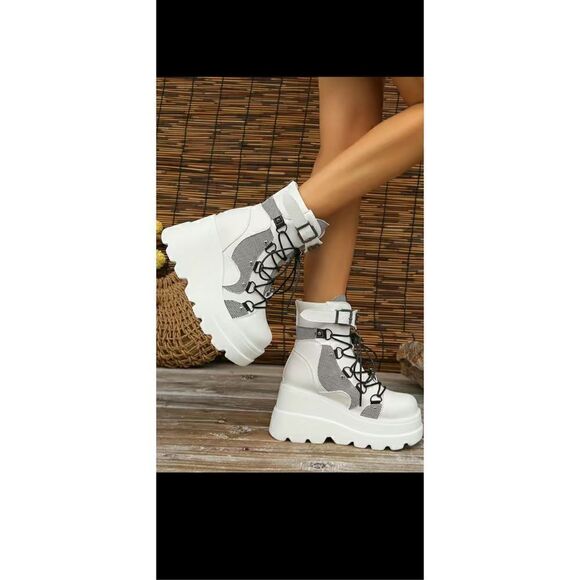 Elevated platform punk style, boots, stylish design combo zipper in the back net - Picture 13 of 16